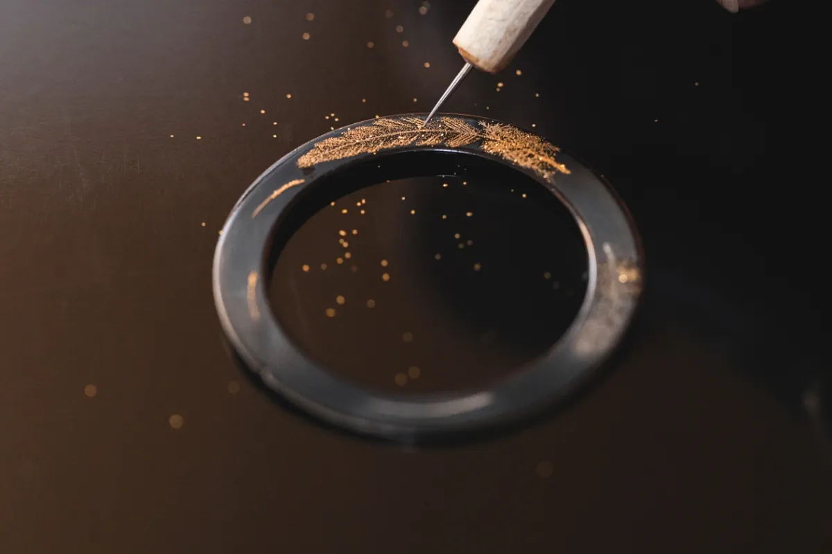 リング状の飾り板画像