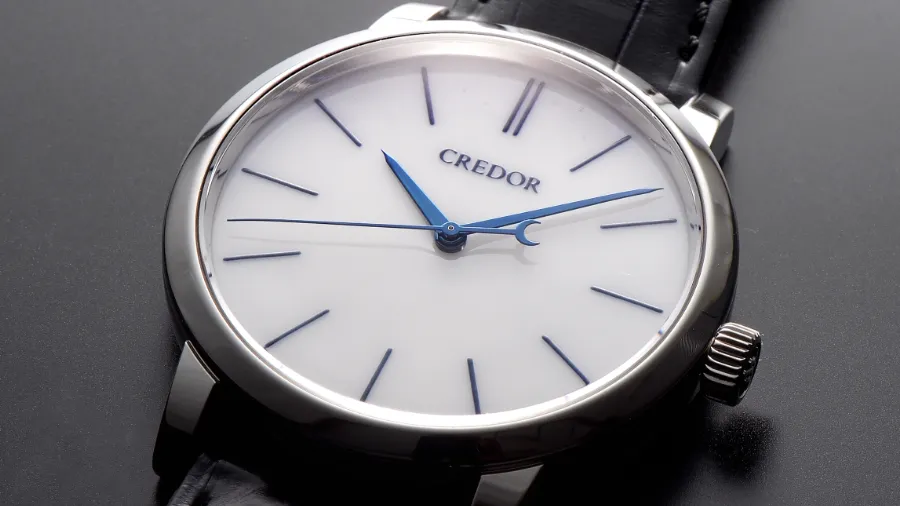 写真：美しい輝きを放つ青焼き針